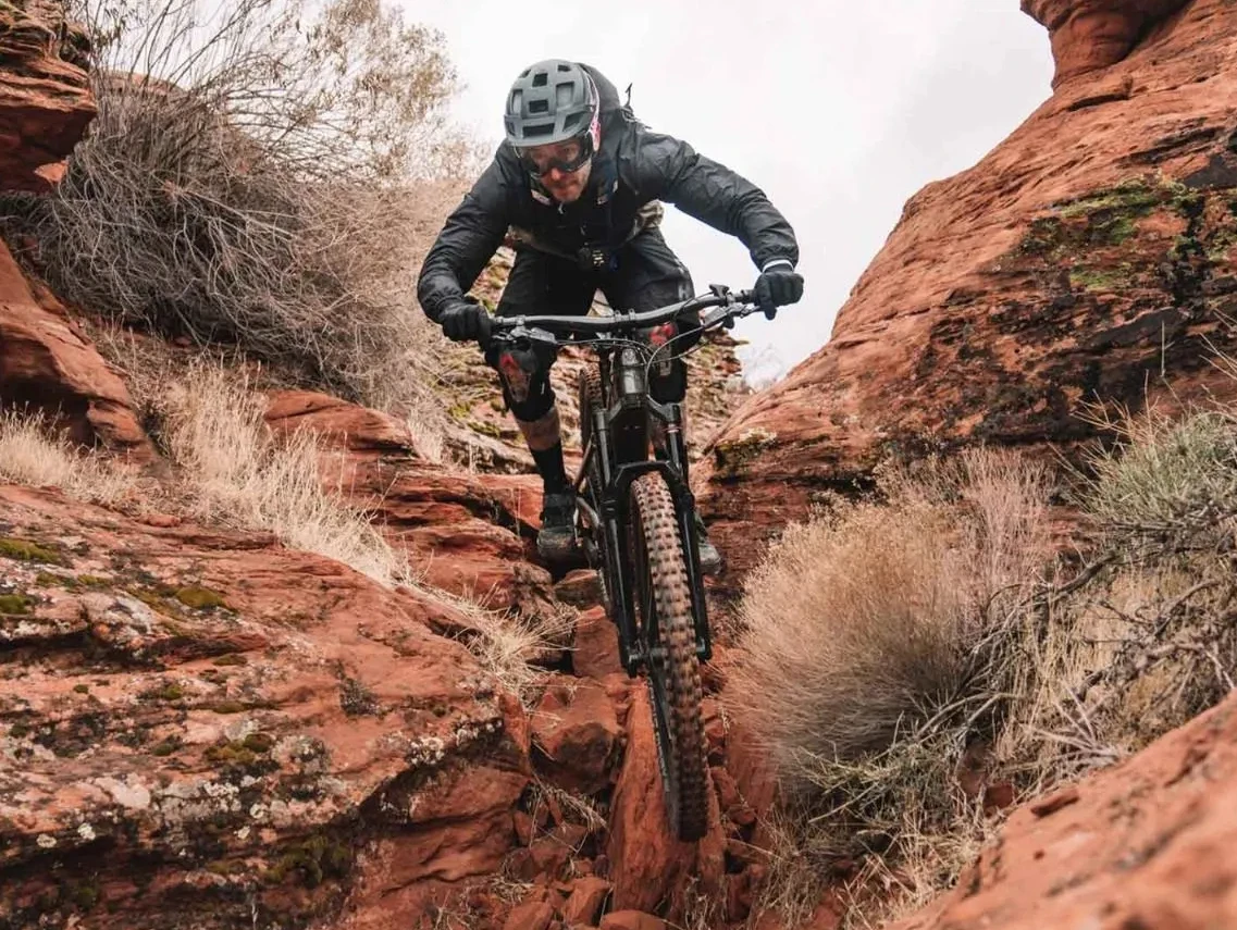 G-Form E-Line Mountain Bike Knee Guards for Knee & Shin Guards 7 G-Form E-Line Mountain Bike Knee Guards for Knee & Shin Guards - Image 5