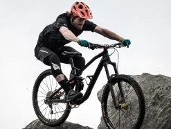 Bluegrass Skinny Knee Pads Black X-Large for Knee & Shin Guards 9 Bluegrass Skinny Knee Pads Black X-Large for Knee & Shin Guards -Cheap Guards Store BP 85098 3