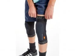 Pearl Izumi Summit Youth Knee Guard for Knee & Shin Guards -Cheap Guards Store BP 91996 3